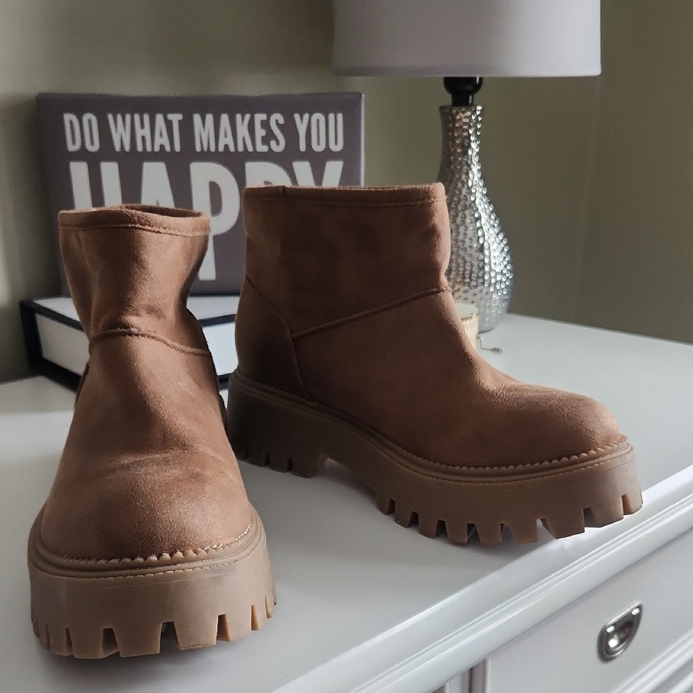 Dolce Vita Brown Winter Boots